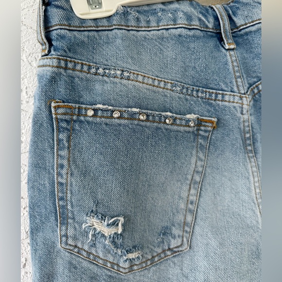 Zara Denim Shorts Gemstone Rhinestone Bejeweled Studs Distressed Size 4 Blue - Picture 8 of 11